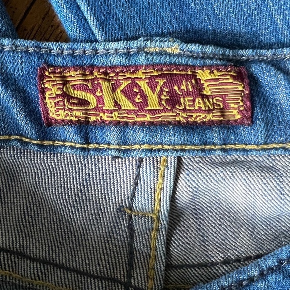 Sky Jeans straight leg embellished jeans size 7 - Picture 9 of 9